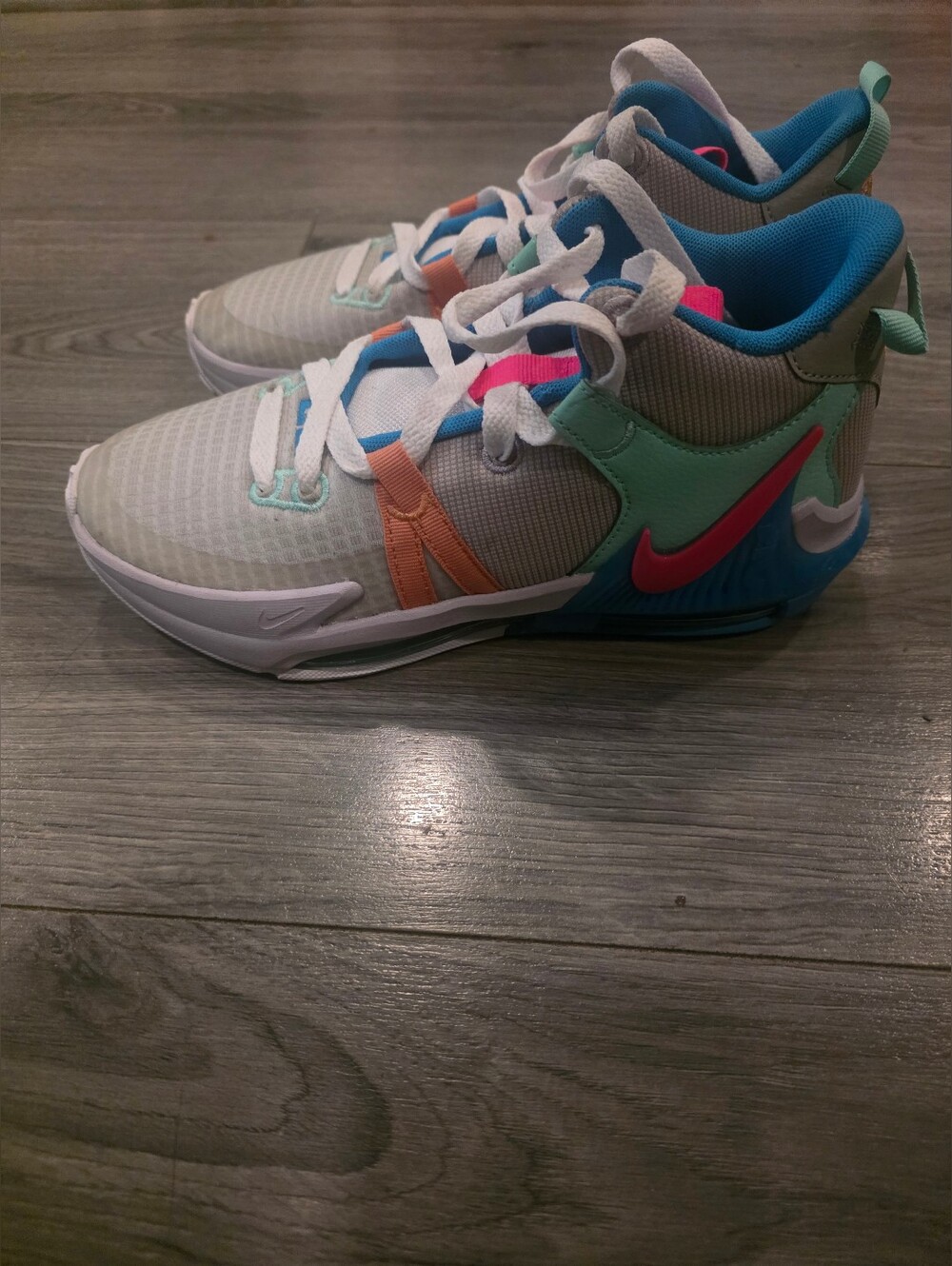 James LeBron White & Teal Athletic Sneakers